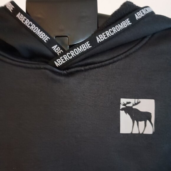 Abercrombie Kids Black Hoodie Sweatshirt Kangaroo Pocket Moose Logo Size 15/16 - Picture 4 of 16